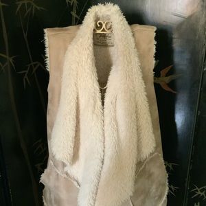 Zara Trufaluc Winter/ Spring Vest Medium Ivory